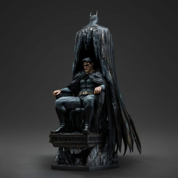 DC COMICS – Statuette Legacy Replica 1/4 Batman / Bruce Wayne 79 cm – Image 4