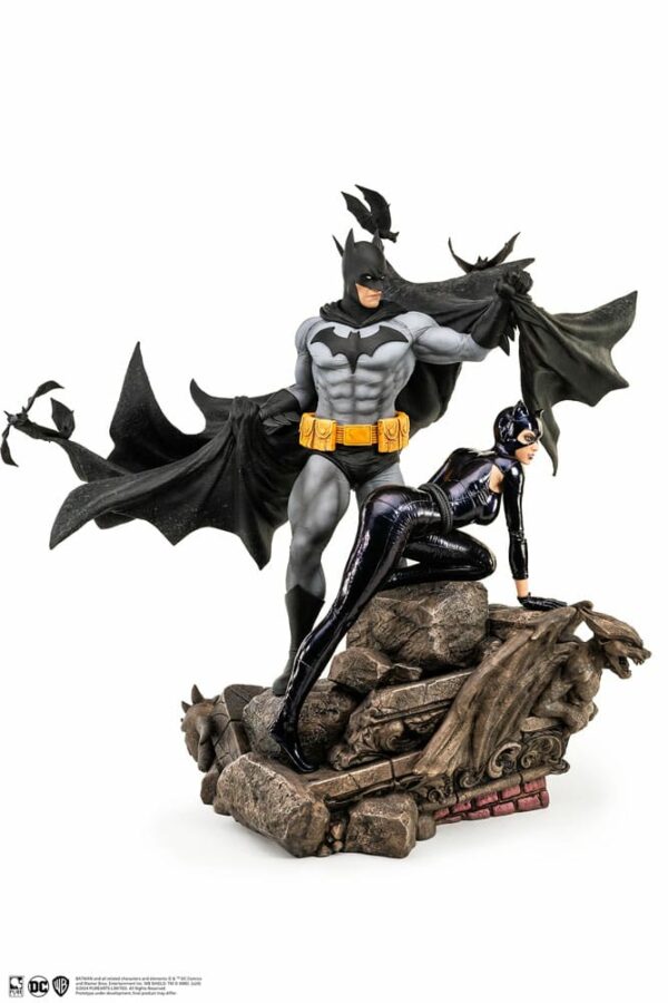 DC COMICS – Statuette 1/4 Batman & Catwoman Reunion 67 cm – Image 2