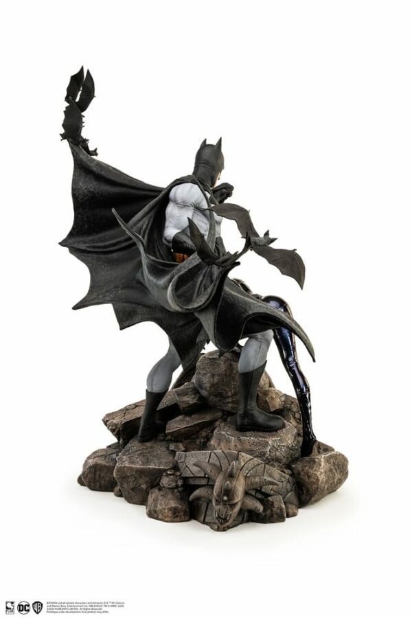 DC COMICS – Statuette 1/4 Batman & Catwoman Reunion 67 cm – Image 4