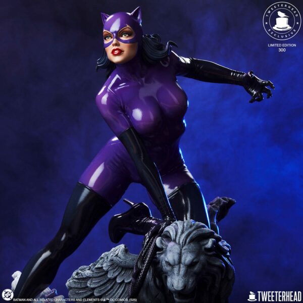 DC COMICS – Statuette 1/4 Catwoman (Purple Edition) 47 cm – Image 5