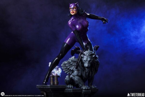 DC COMICS – Statuette 1/4 Catwoman (Purple Edition) 47 cm – Image 7