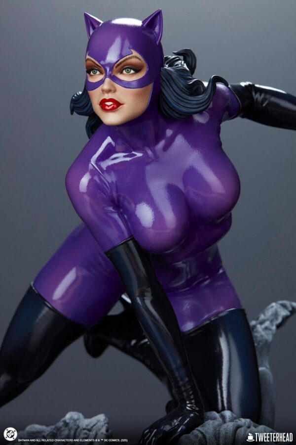 DC COMICS – Statuette 1/4 Catwoman (Purple Edition) 47 cm – Image 8